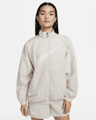 Nike Sportswear Essential Women's Woven Jacket. Nike SG